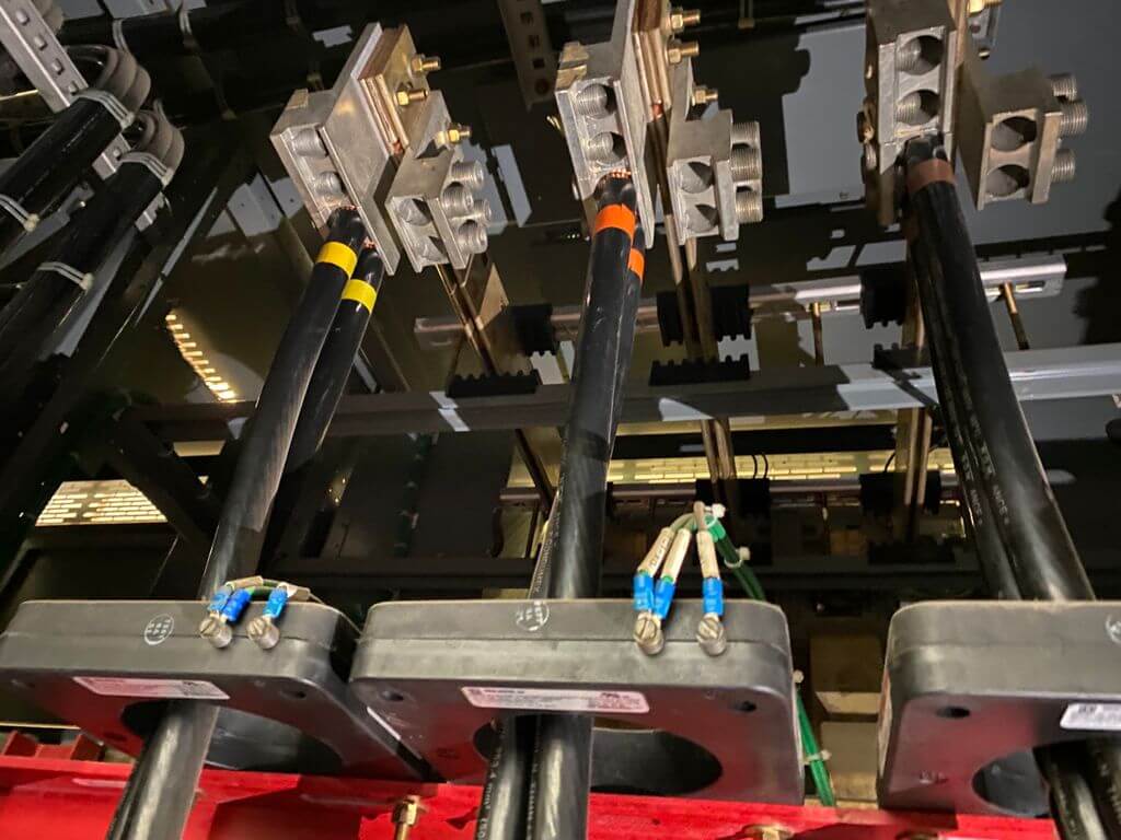 Inspección a dispositivos eléctricos, fotografía 6