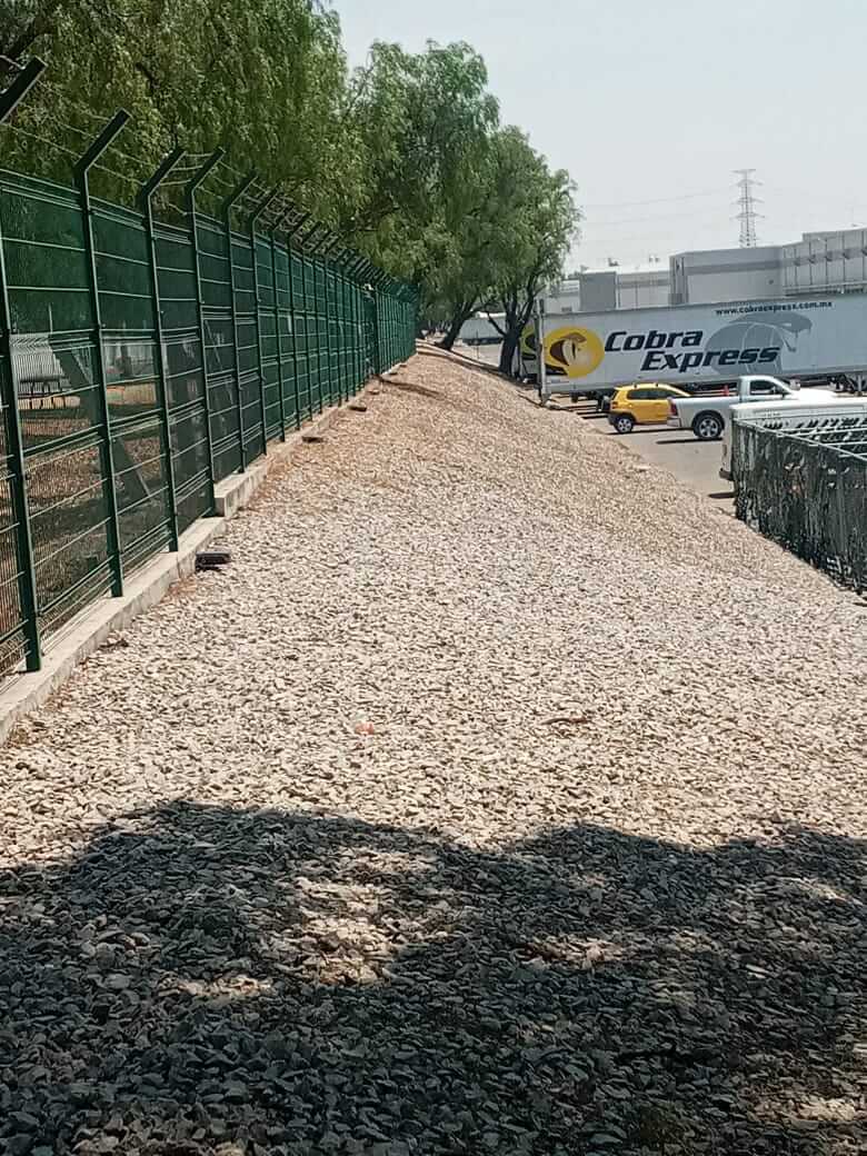 Mantenimiento de árboles en red aérea, fotografía 4