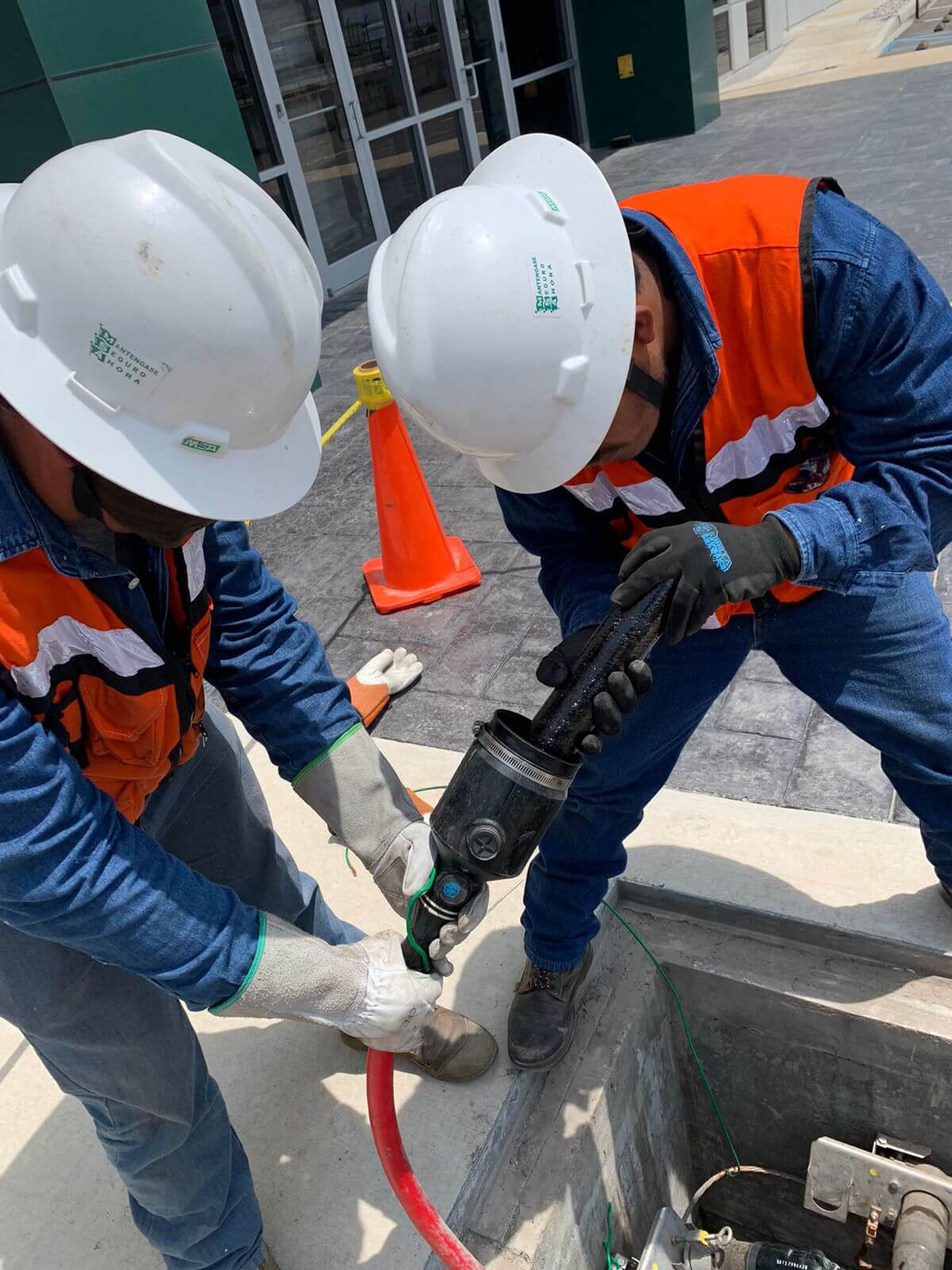 Recuperación de alimentador eléctrico, fotografía 3